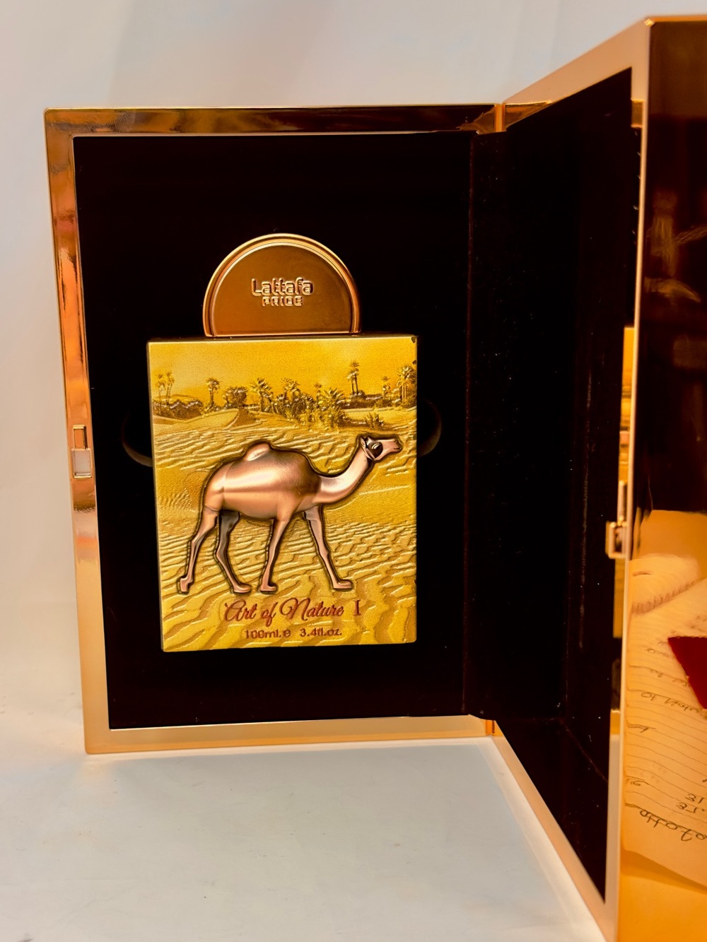 Art of Nature I Gold Body Wash – Luxurious Camel Scent